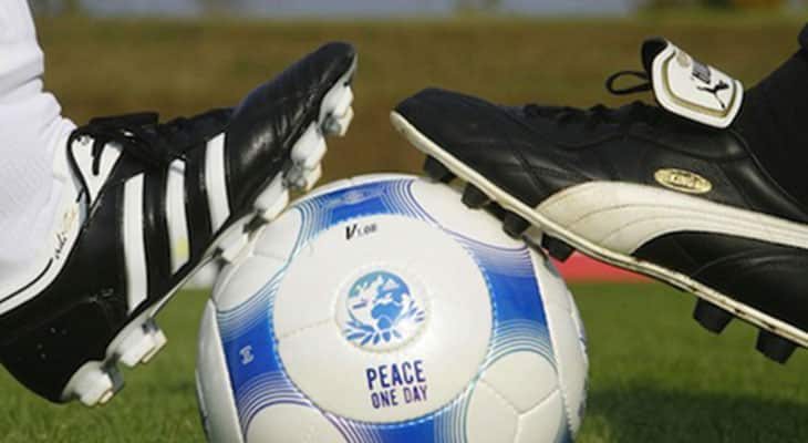 Pace tra Puma e Adidas